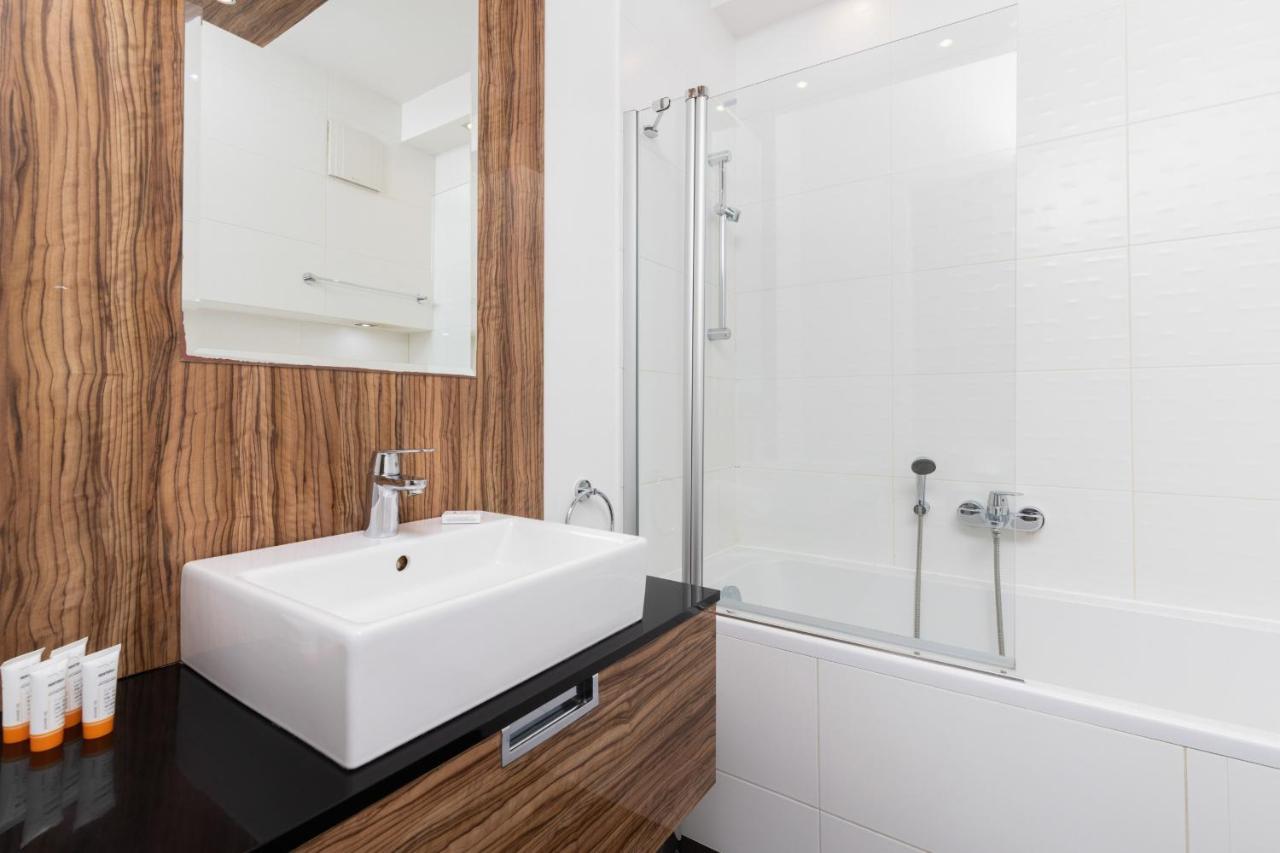 Atelier Residence Apartment By Noclegi Renters 바르샤바 외부 사진